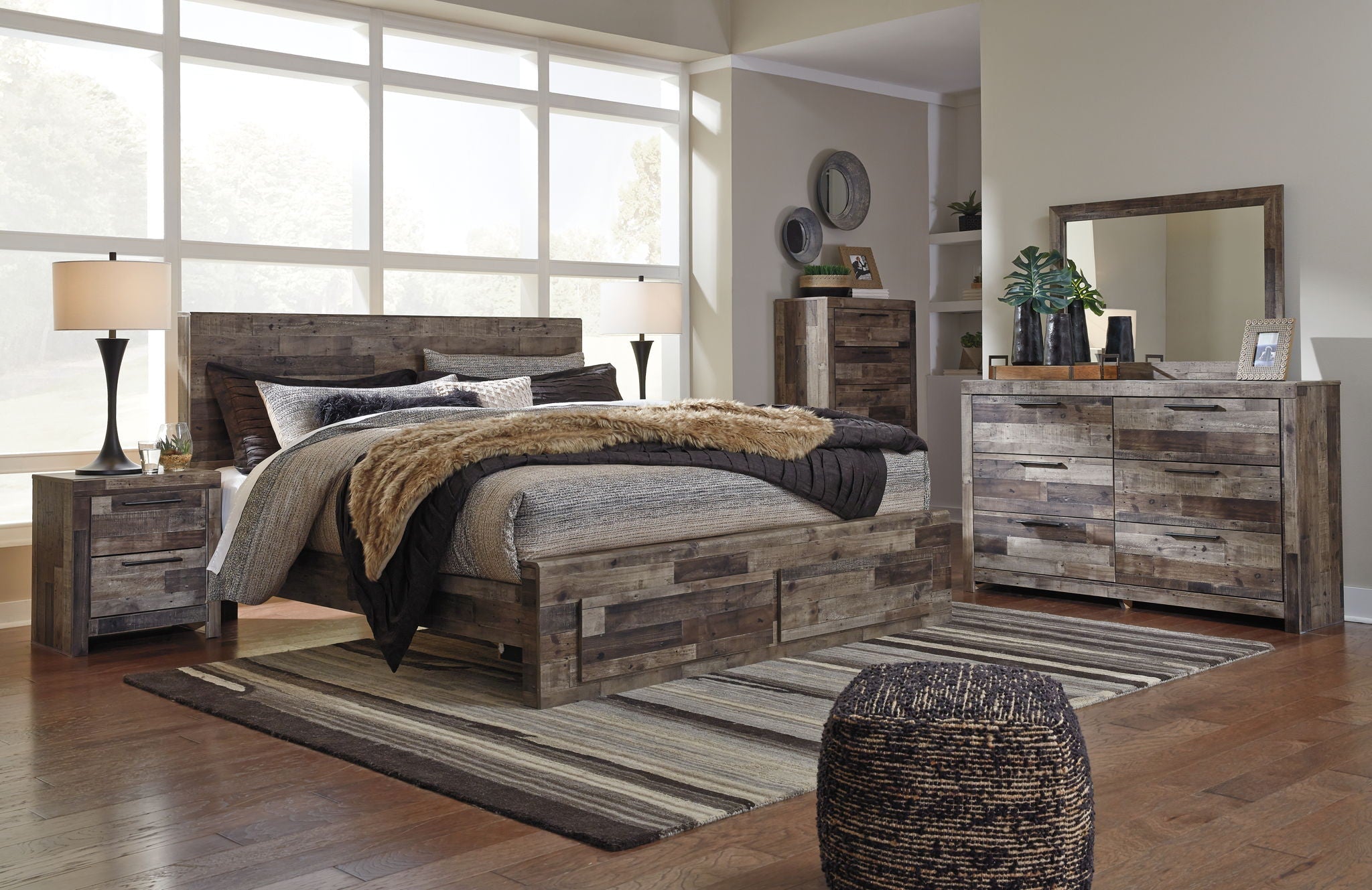 Panel Bed