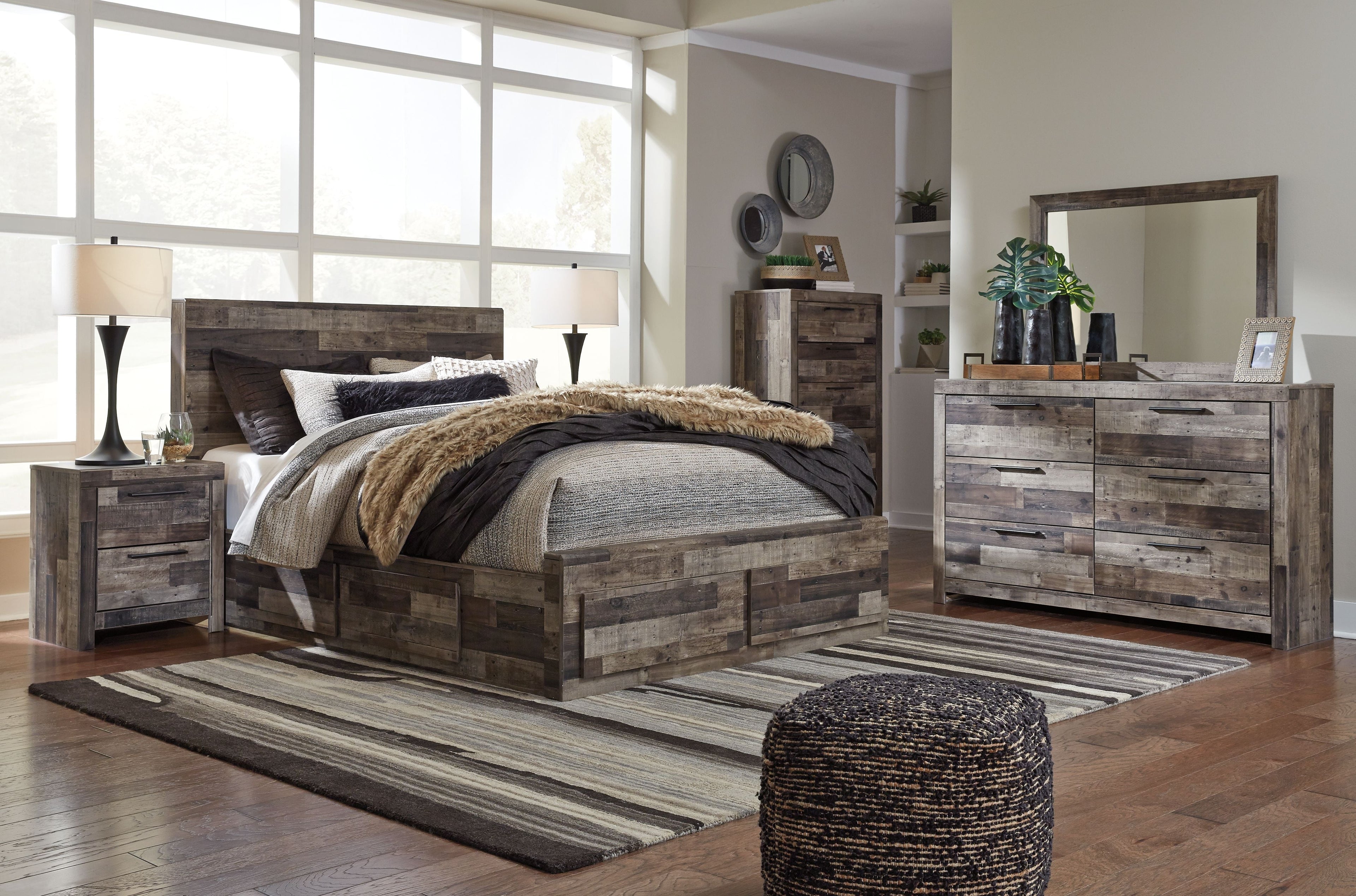Panel Bed