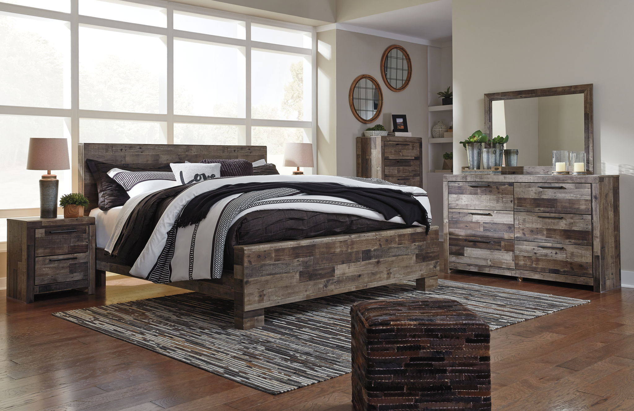 Panel Bed