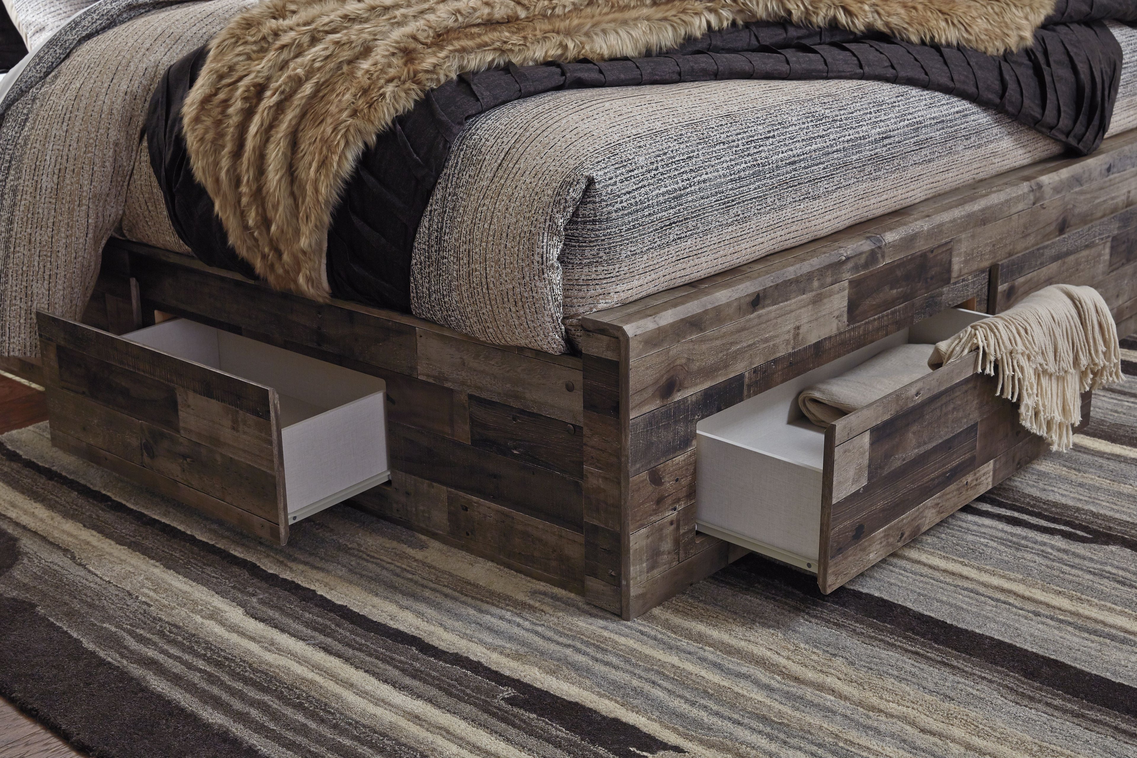 Panel Bed