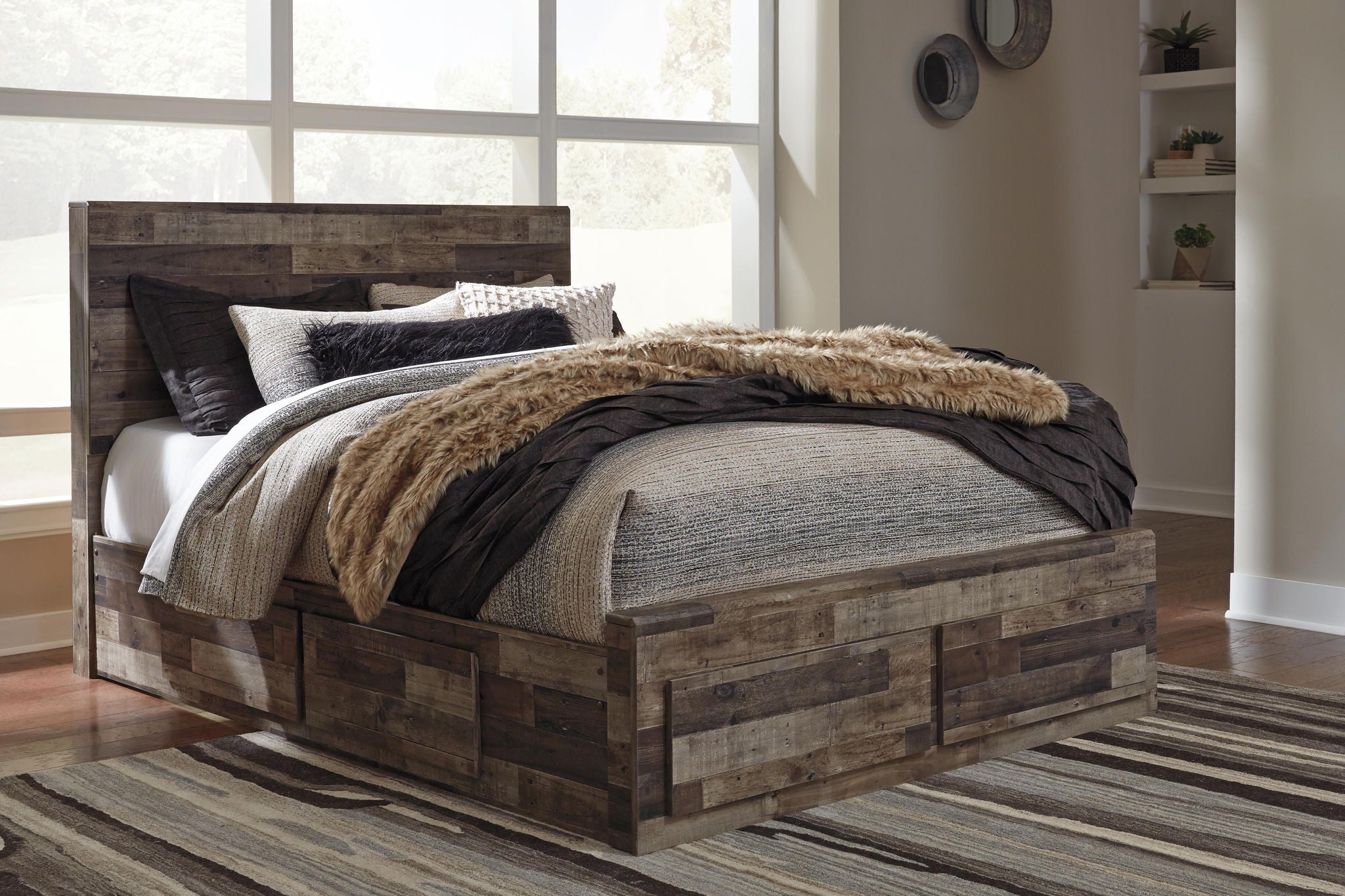 Panel Bed