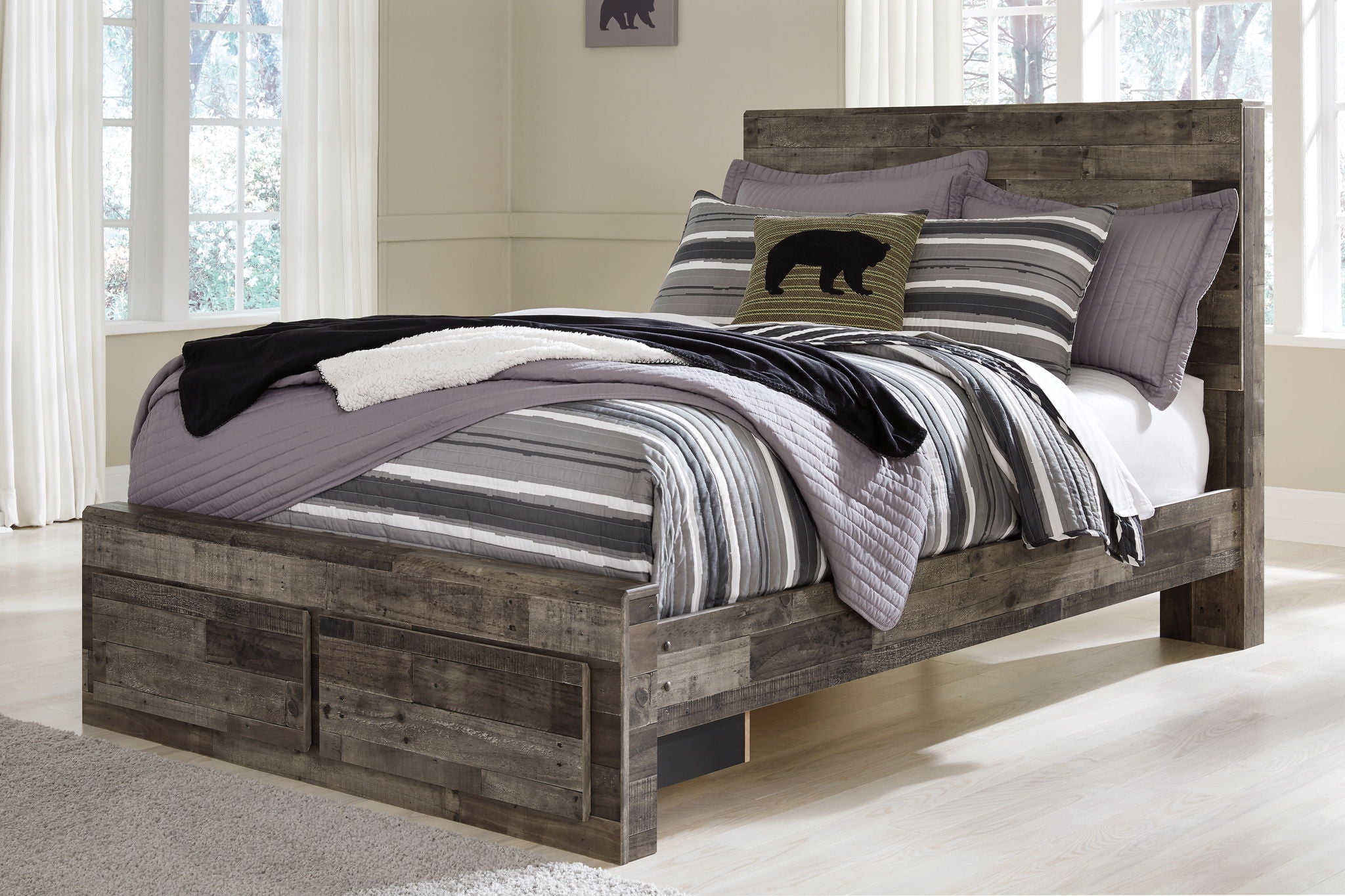 Panel Bed