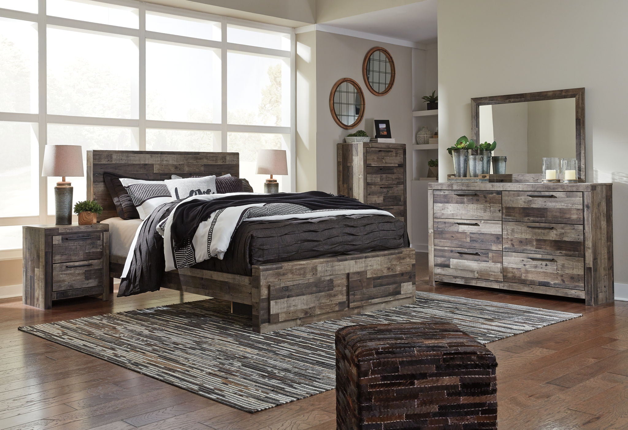Panel Bed